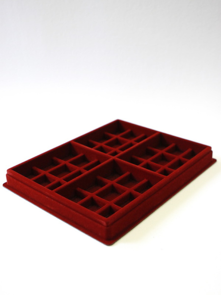  Планшет S (243х304х32 мм) для игрушек из Kinder Surprise, тёмно-бордовый