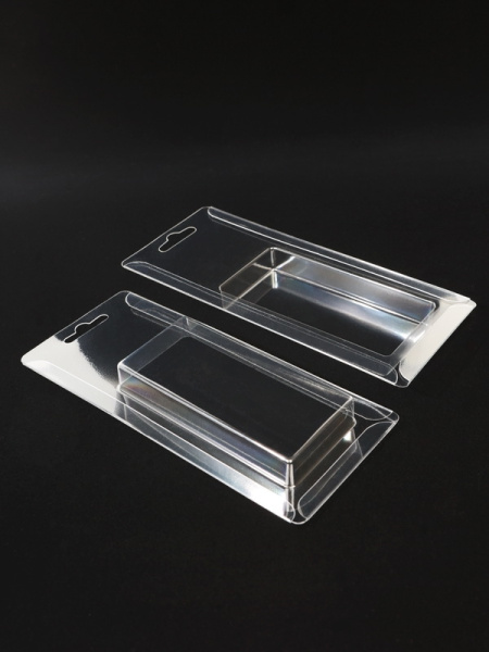 Блистер с загибом краев под изделие 48,5х103,5х15 мм. Тип 5