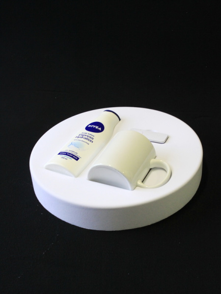 Круглый флокированный ложемент под набор Nivea. Вид 1 Круглый флокированный ложемент под набор Nivea. Вид 1