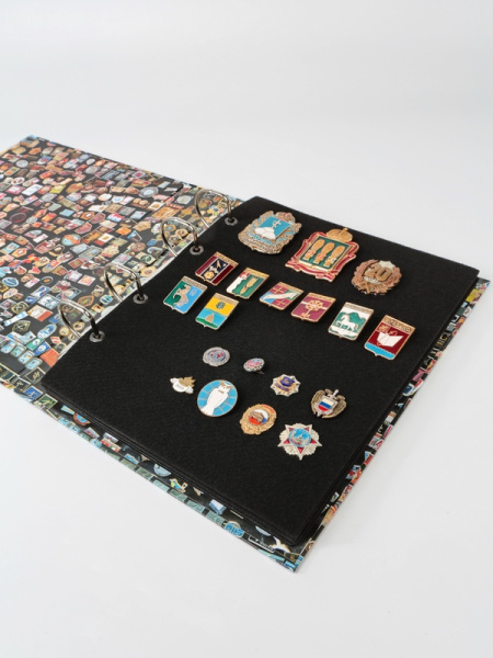 Тематический альбом с 4 листами для значков формата OPTIMA. Albommonet, Россия