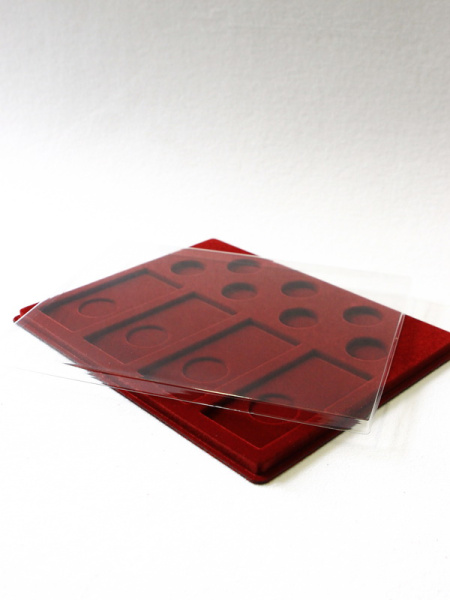 Планшет S (234х296х12 мм) для 4 монет Сочи-2014 в блистерах и 7 монет Сочи-2014 в капсулах Leuchtturm (Диаметр 33 мм), тёмно-бордовый  Планшет S (234х296х12 мм) для 4 монет Сочи-2014 в блистерах и 7 монет Сочи-2014 в капсулах Leuchtturm (Диаметр 33 мм), тёмно-бордовый