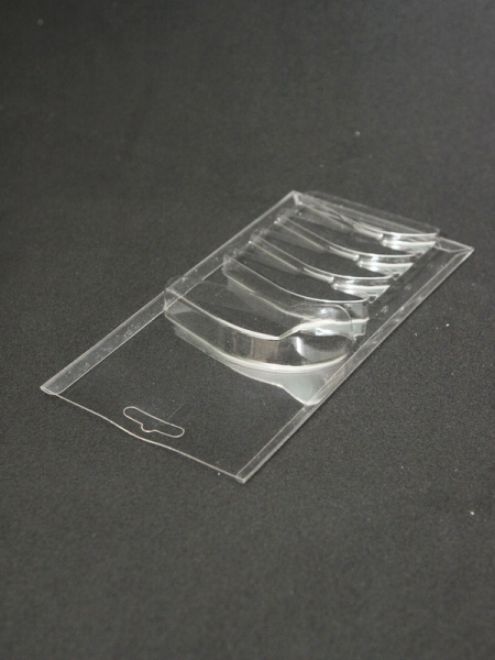 Блистер с загибом краев для набора рыболовных приманок