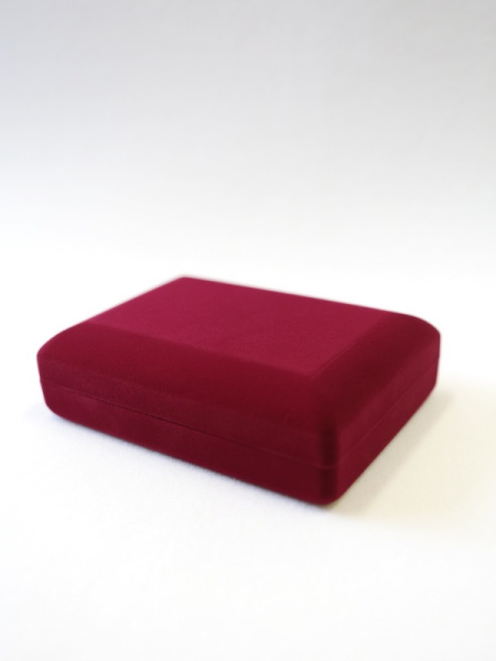  Футляр (142х102х42 мм) под набор монет (1 капсула d-44 мм, 1 капсула d-74 мм), светло-бордовый