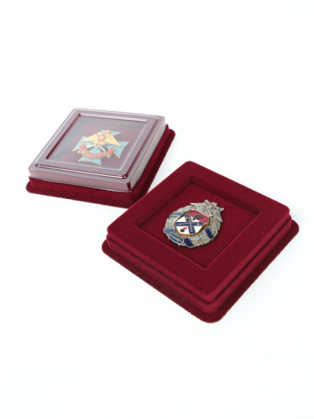  Сувенирная упаковка (106х106х20 мм) под знак с винтом, тёмно-бордовый